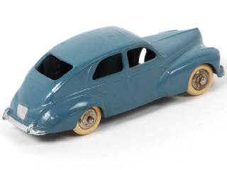 Lot 364 - DINKY TOYS (FRANCE) (1)