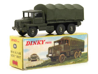 Lot 496 - DINKY TOYS FRANCE (1)