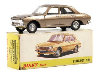 Lot 791 - DINKY TOYS FRANCE (1)