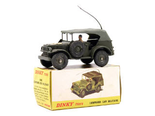 Lot 495 - DINKY TOYS FRANCE (1)