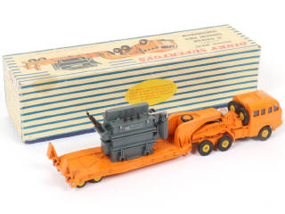 Lot 317 - DINKY TOYS (FRANCE) (1)
