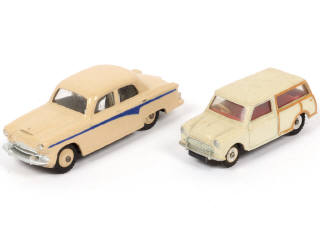 Lot 248 - DINKY TOYS (GB) (2)