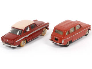 Lot 327 - DINKY TOYS (FRANCE) (2)