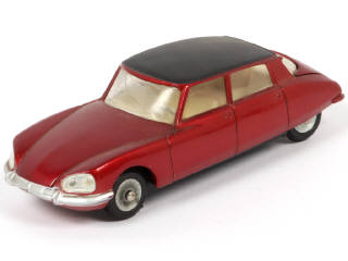 Lot 303 - DINKY TOYS (FRANCE) (1)