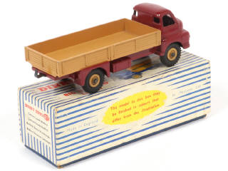 Lot 221 - DINKY TOYS (GB) (1)