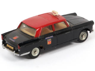 Lot 291 - DINKY TOYS (FRANCE) (1)