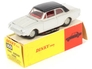 Lot 219 - DINKY TOYS (GB) (1)