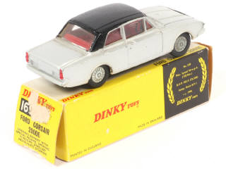 Lot 219 - DINKY TOYS (GB) (1)