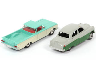 Lot 245 - DINKY TOYS (GB) (2)