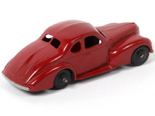 Lot 286 - DINKY TOYS (FRANCE) (1)