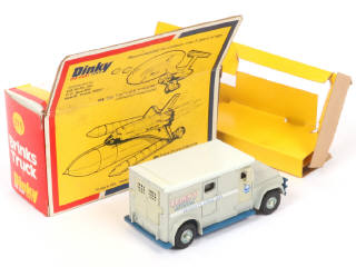 Lot 223 - DINKY TOYS (GB) (1)