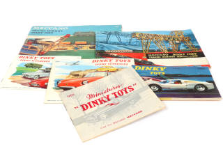 Lot 284 - DINKY TOYS (FRANCE) (6)