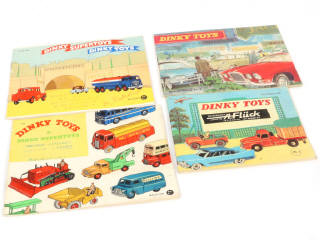 Lot 159 - DINKY TOYS (GB) (4)