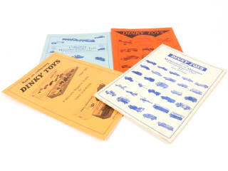 Lot 282 - DINKY TOYS (11)