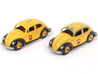 Lot 243 - DINKY TOYS (GB) (2)