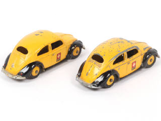 Lot 243 - DINKY TOYS (GB) (2)