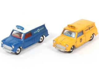 Lot 244 - DINKY TOYS (GB) (2)