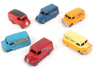 Lot 276 - DINKY TOYS (GB) (6)