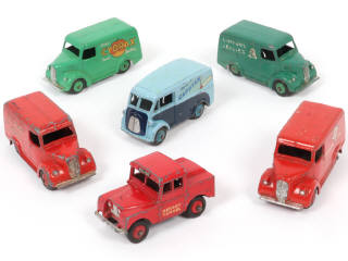Lot 277 - DINKY TOYS (GB) (6)