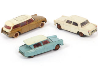 Lot 342 - DINKY TOYS (FRANCE) (3)