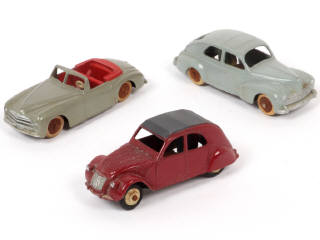 Lot 343 - DINKY TOYS (FRANCE) (3)