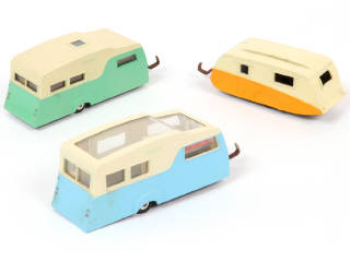 Lot 265 - DINKY TOYS (GB) (3)