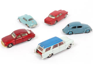 Lot 271 - DINKY TOYS (GB) (5)