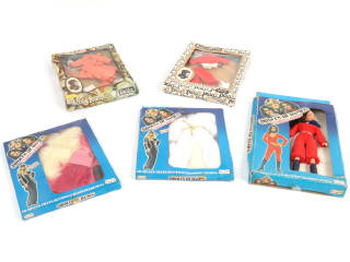 Lot 237 - DIVERS (5)