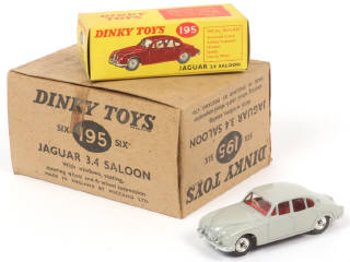 Lot 303 - DINKY TOYS (GB) (2)