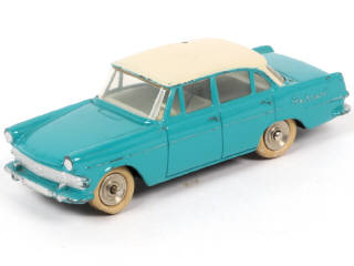 Lot 358 - DINKY TOYS (FRANCE) (1)