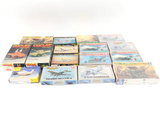 Lot 101 - DIVERS (16)