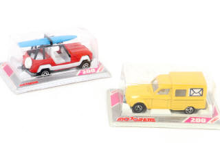 Lot 166 - MAJORETTE (FRANCE) (2)