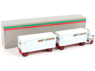 Lot 175 - TONKIN REPLICAS (USA) (1)