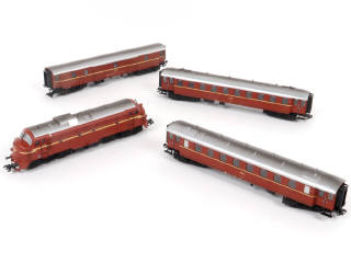 Lot 64 - MÄRKLIN 'HO' (ALLEMAGNE) (4)