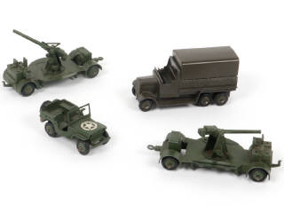 Lot 250 - DINKY TOYS (GB) (4)