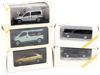 Lot 97 - DIVERS (5)