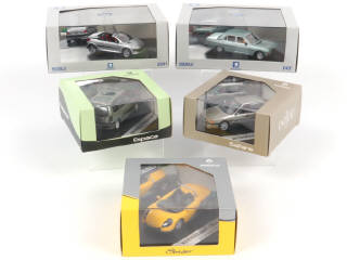 Lot 118 - DIVERS (5)