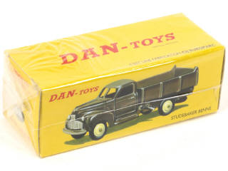 Lot 284 - DAN-TOYS (FRANCE) (1)
