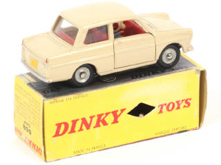 Lot 216 - DINKY TOYS (FRANCE) (1)