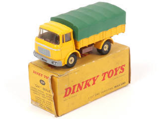 Lot 276 - DINKY TOYS (FRANCE) (1)