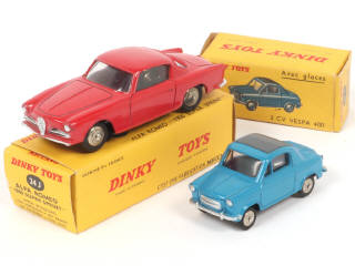 Lot 304 - DINKY TOYS (FRANCE) (2)