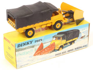Lot 273 - DINKY TOYS (FRANCE) (1)