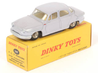 Lot 239 - DINKY TOYS (FRANCE) (1)