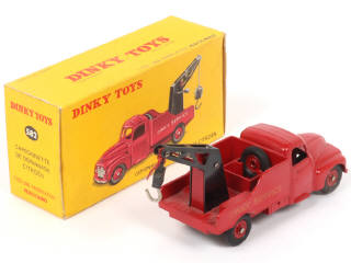 Lot 275 - DINKY TOYS (FRANCE) (1)
