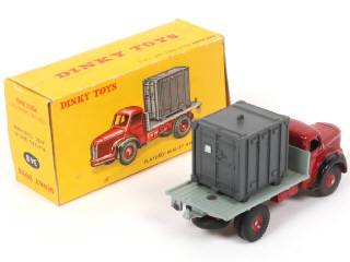 Lot 270 - DINKY TOYS (FRANCE) (1)