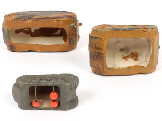 Lot 31 - DIVERS (3)