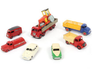 Lot 186 - DINKY TOYS (GB) (8)