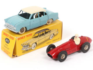 Lot 289 - DINKY TOYS (FRANCE) (2)