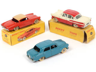 Lot 317 - DINKY TOYS (FRANCE) (3)
