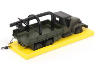 Lot 284 - DINKY TOYS (FRANCE) (1)